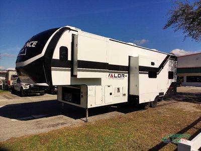2026 Alliance RV Valor All-Access - Photo 3