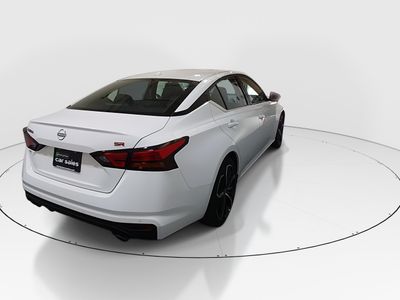 2024 Nissan Altima — photo 7 view