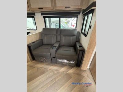 2024 Ember RV E-Series - Photo 18