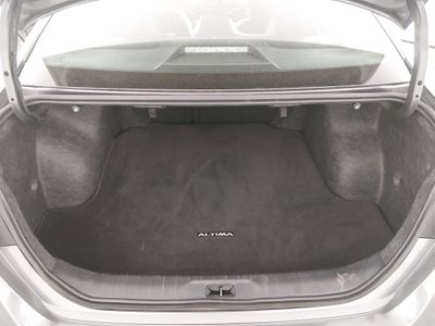 2025 Nissan Altima — photo 11 view