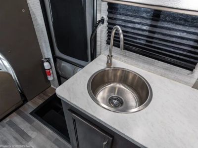 2025 Entegra Coach Odyssey SE - Photo 11