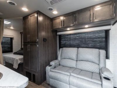 2025 Entegra Coach Odyssey SE - Photo 17