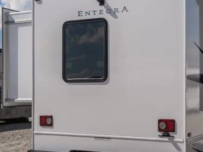 2025 Entegra Coach Odyssey SE - Photo 32