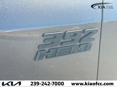 2015 Dodge Challenger — photo 8 view