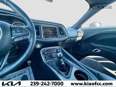 2015 Dodge Challenger — photo 23 view