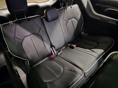 2026 Chrysler Pacifica — photo 31 view