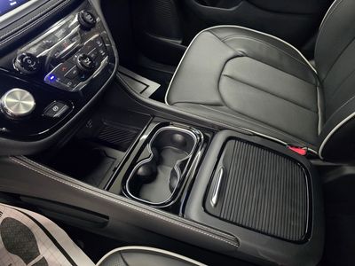 2026 Chrysler Pacifica — photo 24 view