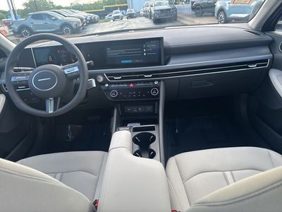 2026 Hyundai Sonata - Photo 18