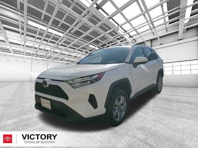 2025 Toyota RAV4 Hybrid - Photo 8