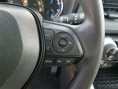 2025 Toyota RAV4 Hybrid - Photo 16