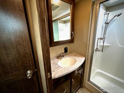 2019 Grand Design Solitude — photo 12 view