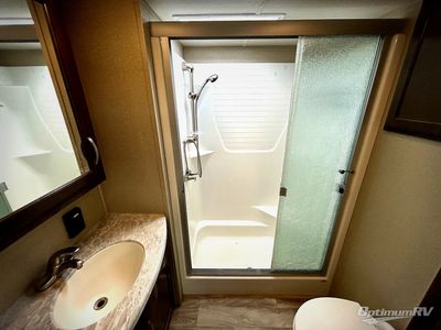 2019 Grand Design Solitude — photo 11 view
