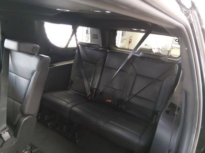 2023 Chevrolet Suburban - Photo 18