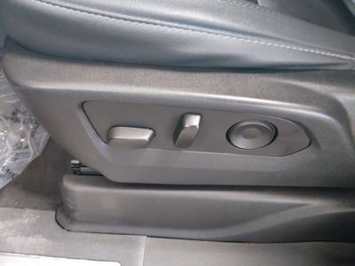 2023 Chevrolet Suburban - Photo 21