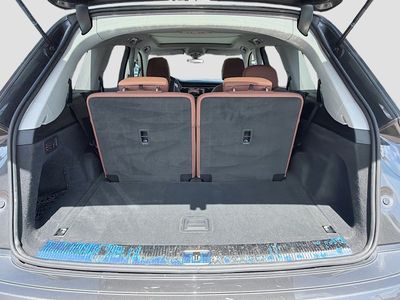 2021 Audi Q7 — photo 12 view