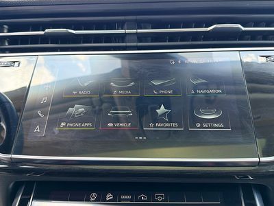 2021 Audi Q7 — photo 32 view