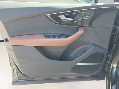 2021 Audi Q7 — photo 24 view