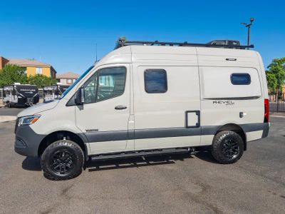 2026 Winnebago REVEL SPORT — photo 16 view