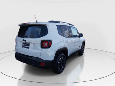 2023 Jeep Renegade - Photo 7