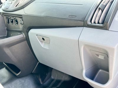 2019 Ford Transit-250 — photo 30 view