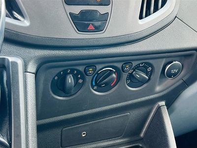 2019 Ford Transit-250 — photo 22 view
