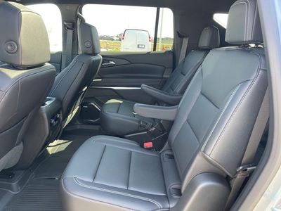 2026 Chevrolet Traverse - Photo 16