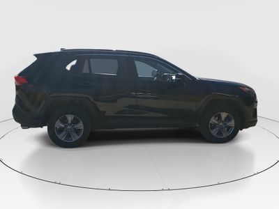 2024 Toyota RAV4 - Photo 8