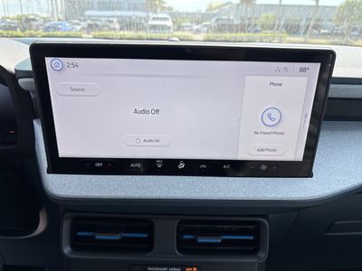 2026 Ford Maverick — photo 11 view