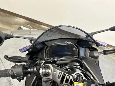 2026 Yamaha YZFR3ATL - Photo 11