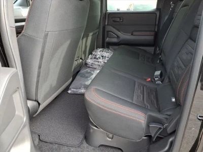 2026 Nissan Frontier — detail view