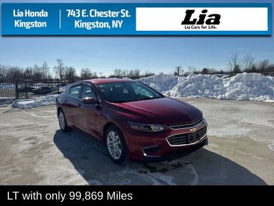 2018 Chevrolet Malibu LT - Photo 2