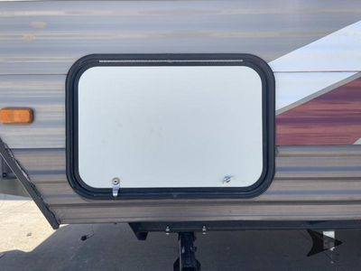 2017 Starcraft AR-ONE MAXX SERIES — photo 9 view