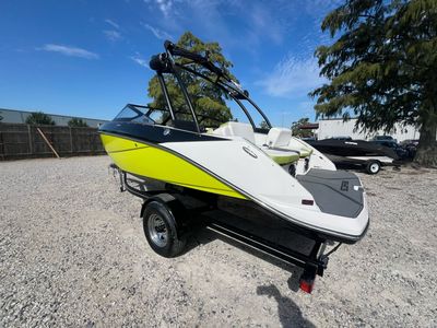 2014 Scarab 195 - Photo 18