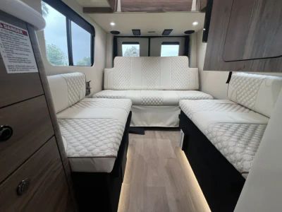 2026 Midwest Automotive Designs HERITAGE — photo 18 view