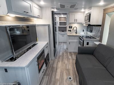 2025 Gulf Stream BTouring Cruiser - Photo 7