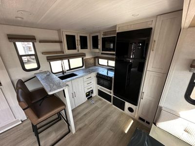 2024 Forest River Grand Surveyor — photo 13 view