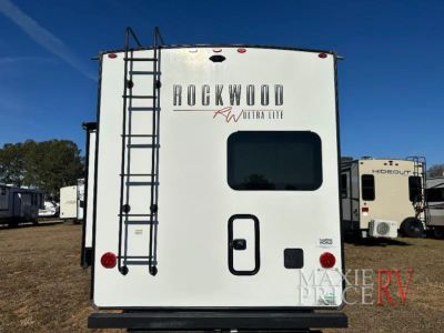 2022 Forest River Rockwood Ultra Lite - Photo 3
