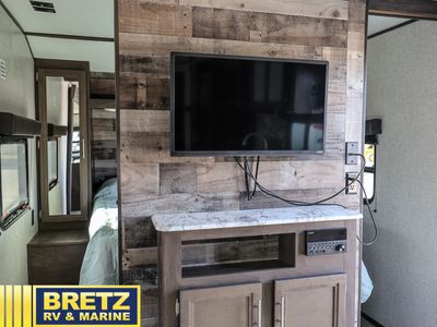 2020 Dutchmen RV Aspen Trail — photo 12 view