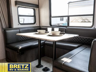 2020 Dutchmen RV Aspen Trail — photo 11 view