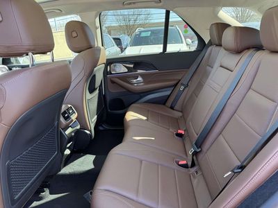 2026 Mercedes-Benz GLE — photo 30 view