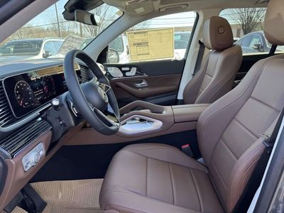 2026 Mercedes-Benz GLE — interior view