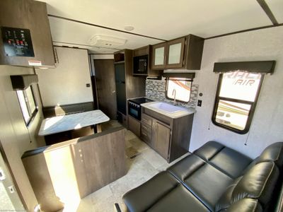 2021 Coleman Expedition LT - Photo 14