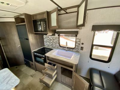 2021 Coleman Expedition LT - Photo 15