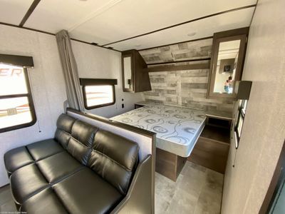 2021 Coleman Expedition LT - Photo 11