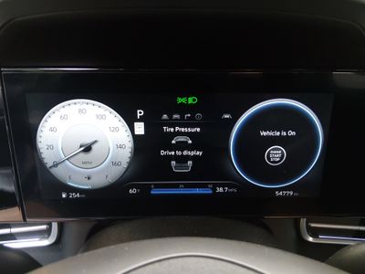 2024 Hyundai Elantra — photo 14 view