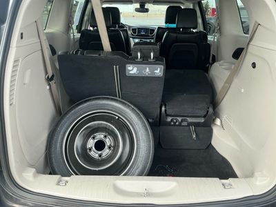 2021 Chrysler Voyager — photo 17 view