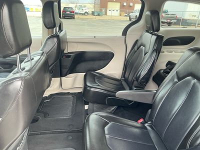 2021 Chrysler Voyager — photo 16 view