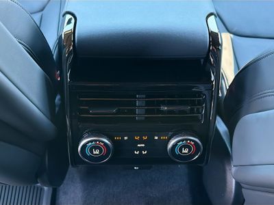 2026 Land Rover Range Rover Sport — photo 21 view