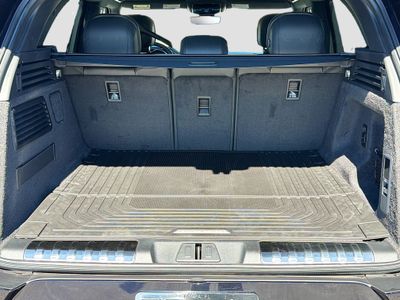2026 Land Rover Range Rover Sport — photo 12 view