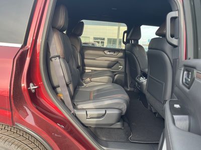 2026 Nissan Armada — photo 19 view
